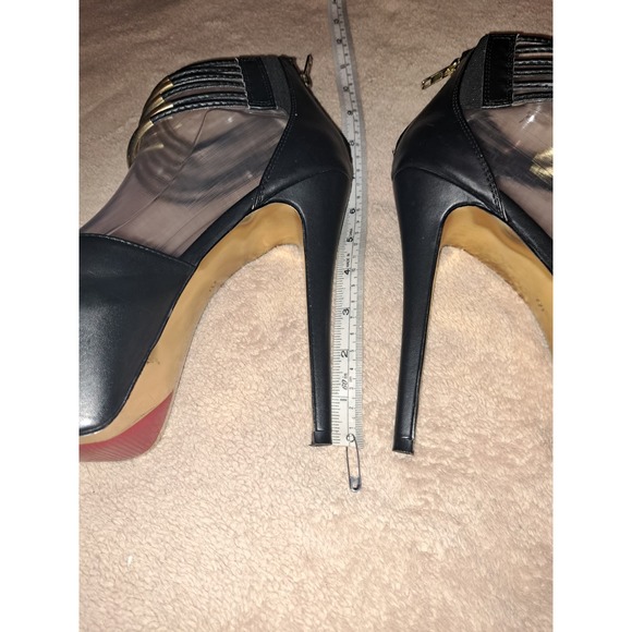 Luichiny Gorgeous and sassy size 8 with 7 inch stilletos - Picture 5 of 10